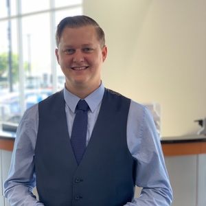 Meet your Posher, Dillon